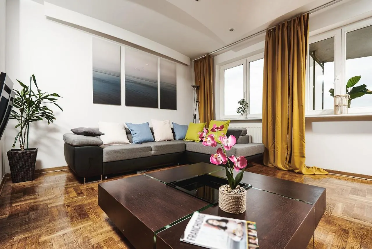 Lumina Spacious Apartment Near The Railway Station Warszawa