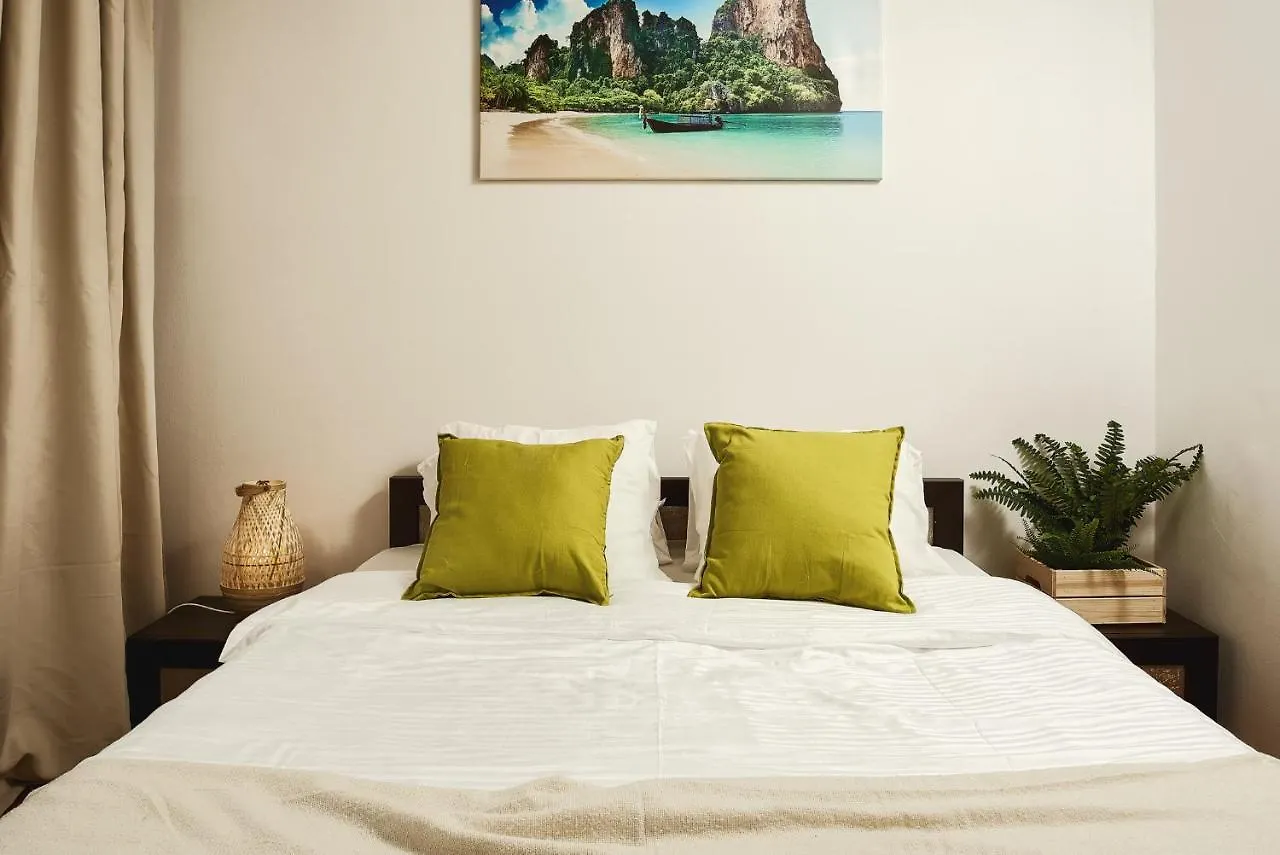 Lumina Spacious Apartment Near The Railway Station Warszawa